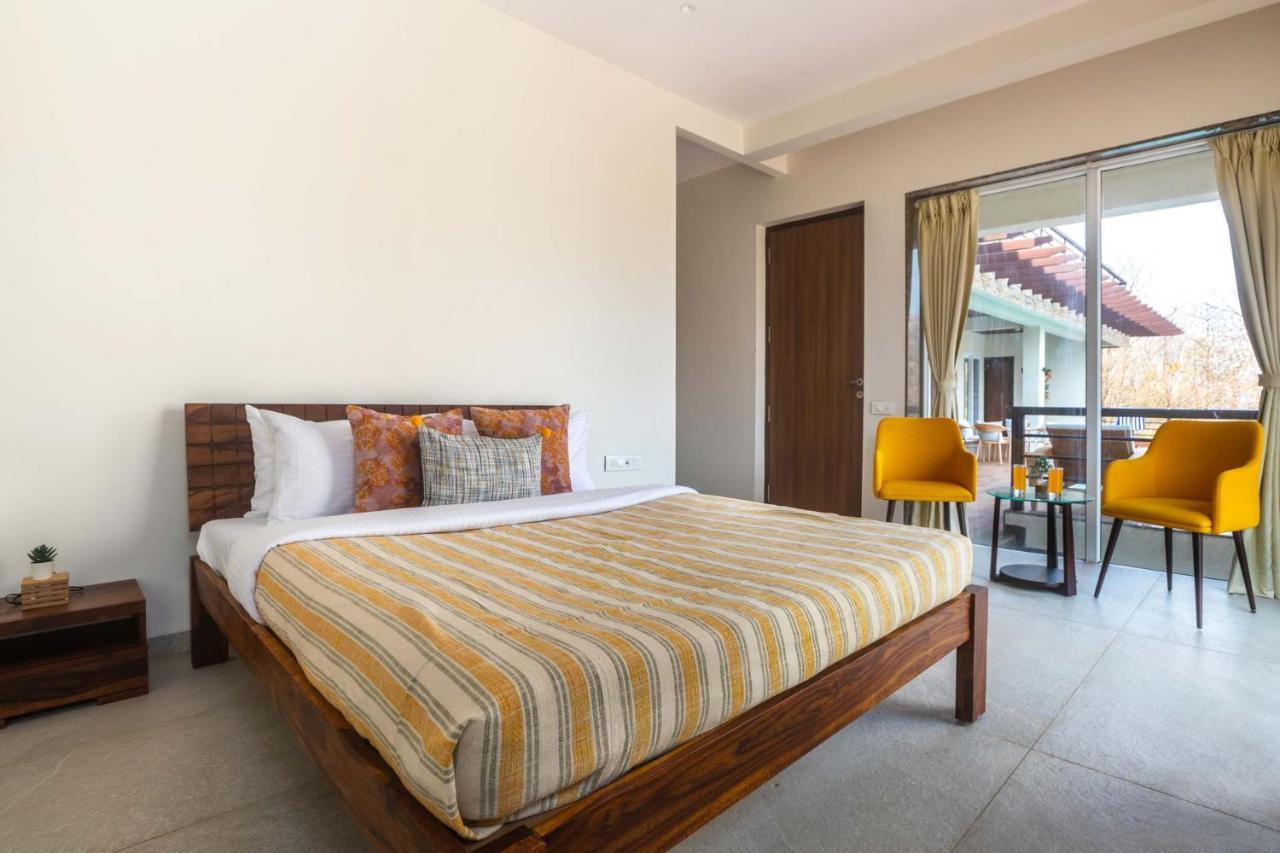 Eden Glade - Khopoli - Mountain-View Villa With Private Pool, Spacious Decks & Indoor Activities Eksteriør billede